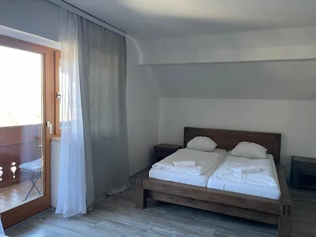 Landgasthof Fuerstenbrunn Grodig 3*,  Austria